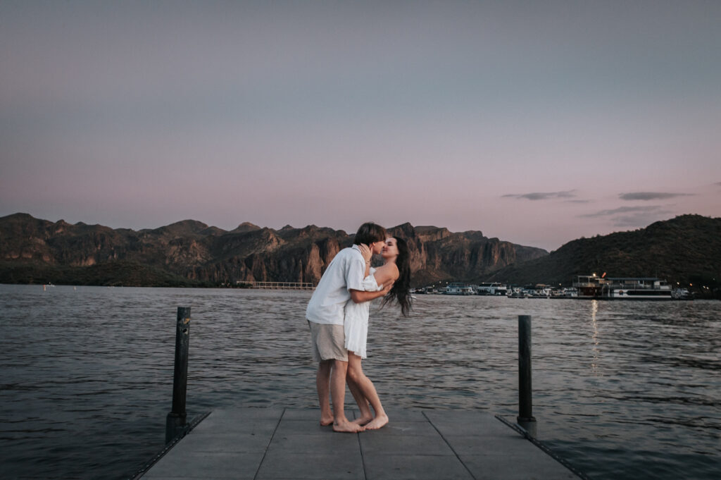 Saguaro Lake Engagement Photos