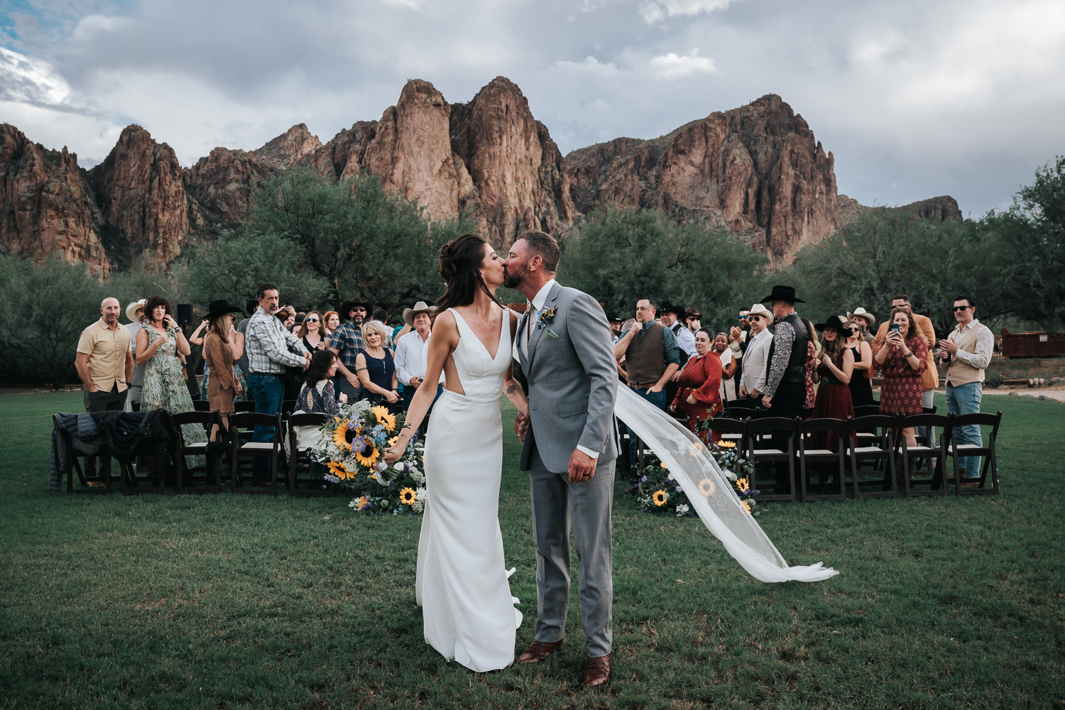 bride and groom at Saguaro Lake guest ranch