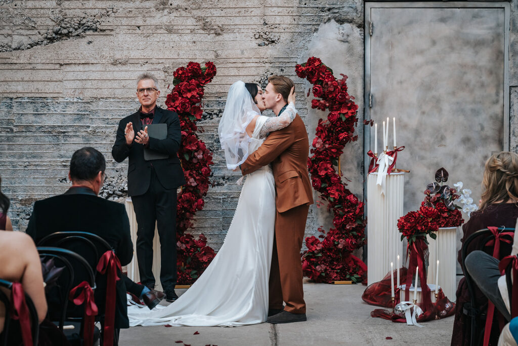 Courtyard wedding ceremony at The Icehouse in downtown Phoenix